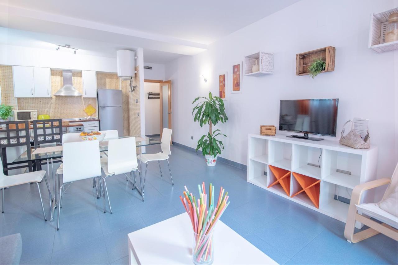 Hogar Vera Apartments&Bikes Valenza Esterno foto