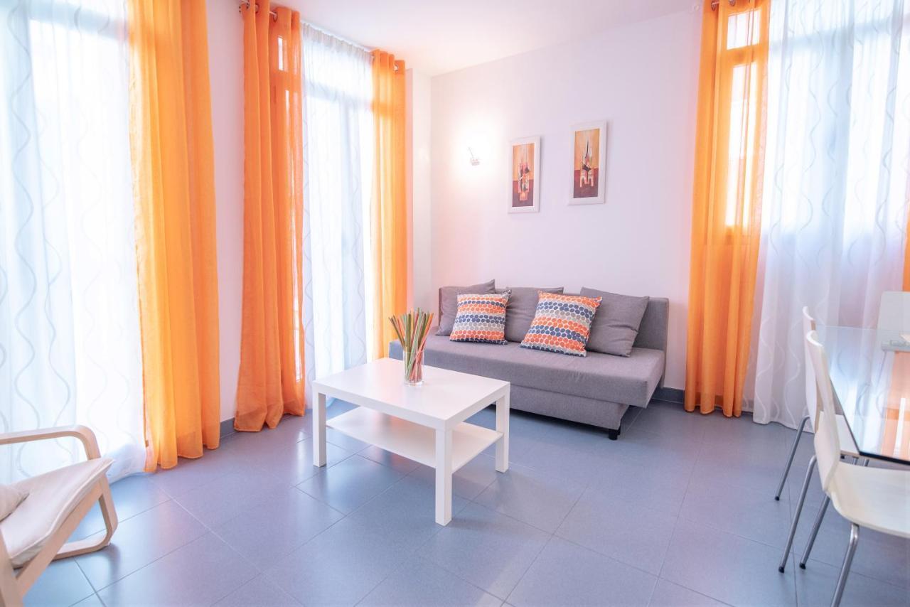 Hogar Vera Apartments&Bikes Valenza Esterno foto