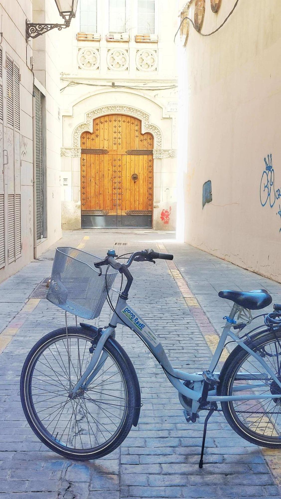 Hogar Vera Apartments&Bikes Valenza Esterno foto